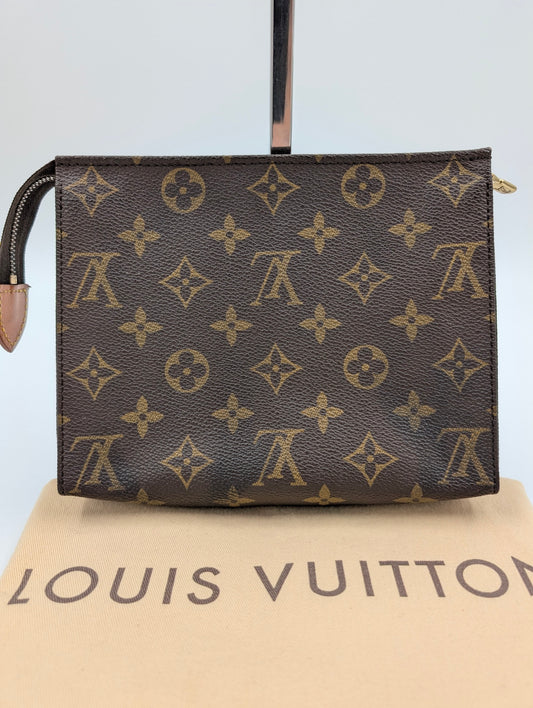 Louis Vuitton Toilette 19