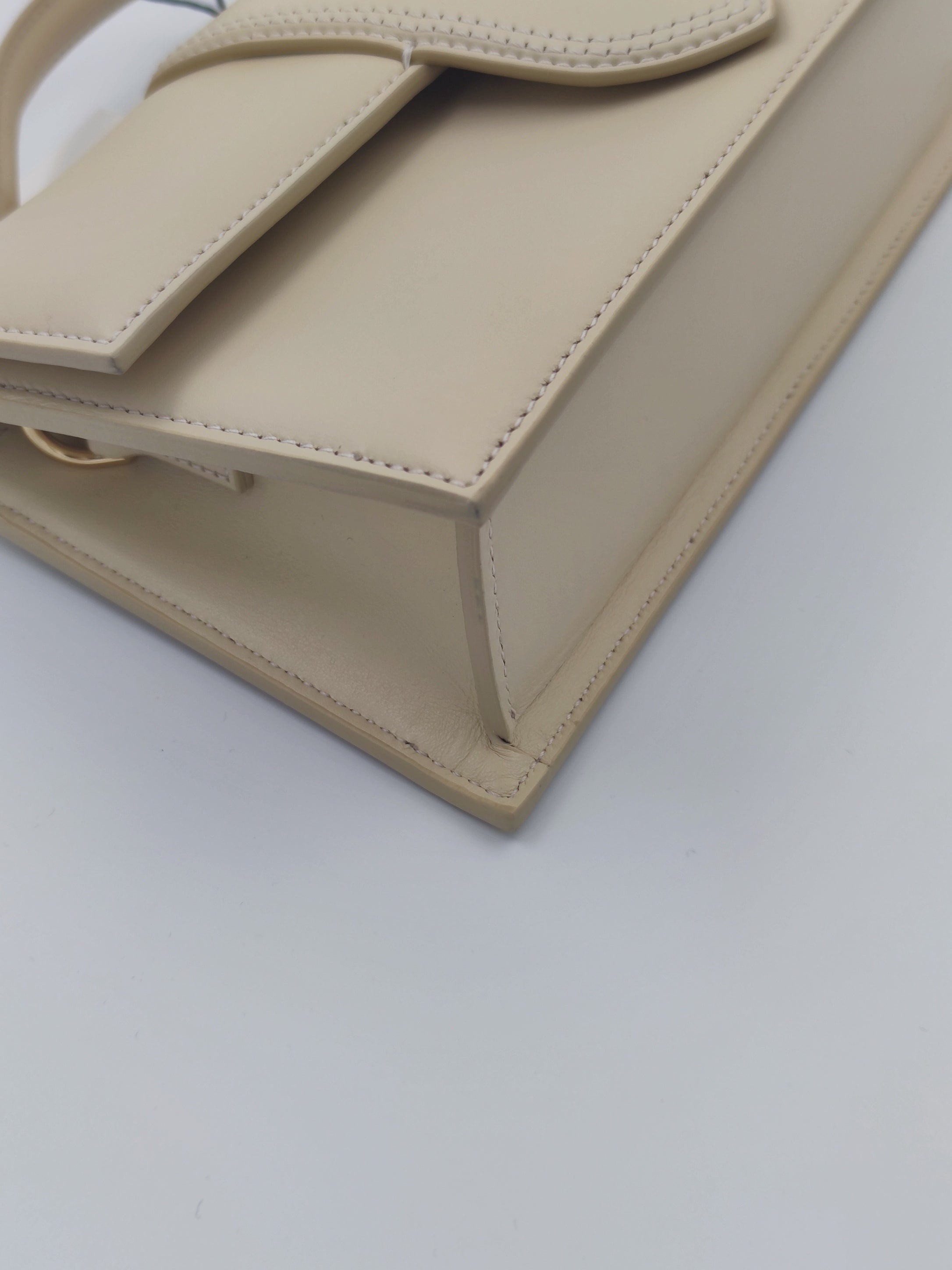 Jacquemus Le Grand Bambino Avorio