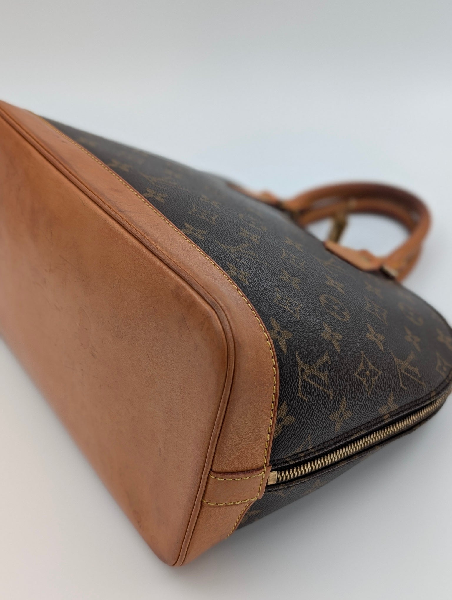 Louis Vuitton Alma PM Monogram