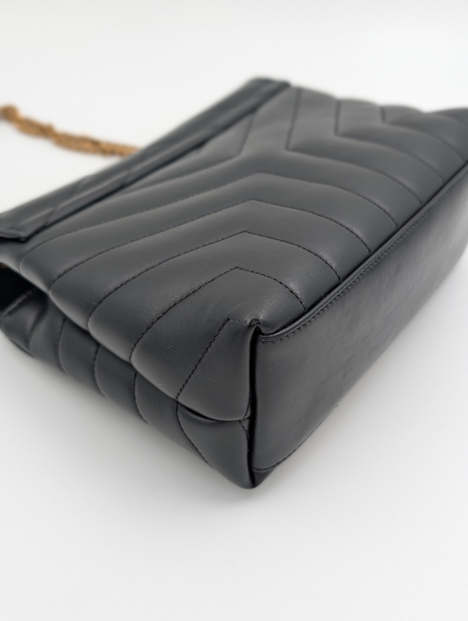 Saint Laurent Lou Lou Small Nero