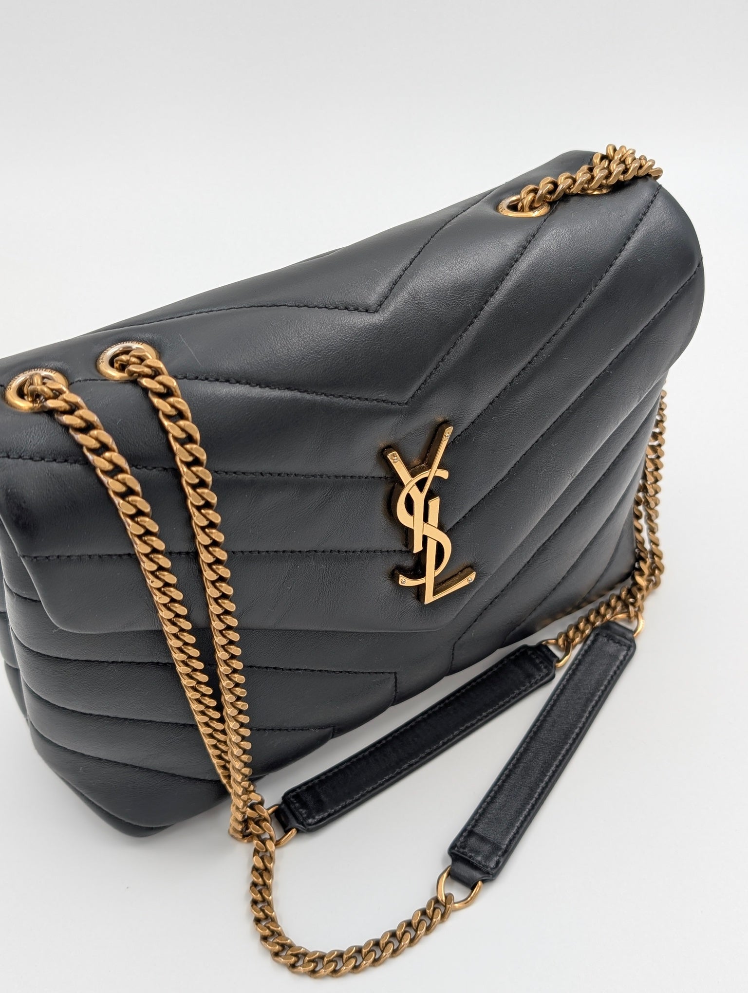 Saint Laurent Lou Lou Small Nero