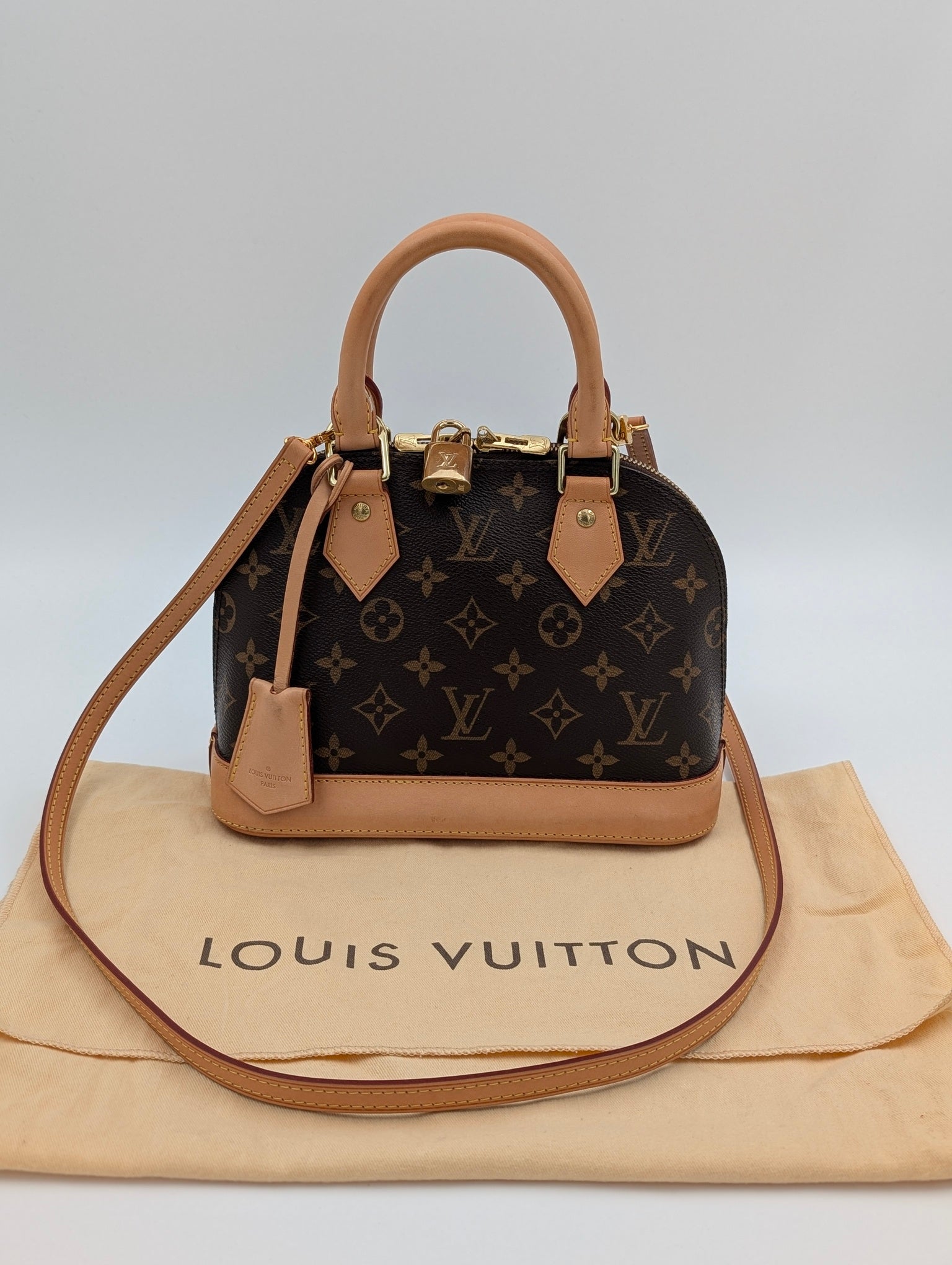 Louis Vuitton Alma BB Monogram