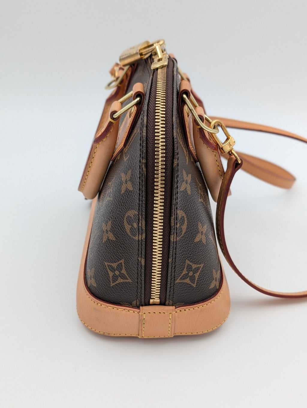 Louis Vuitton Alma BB Monogram