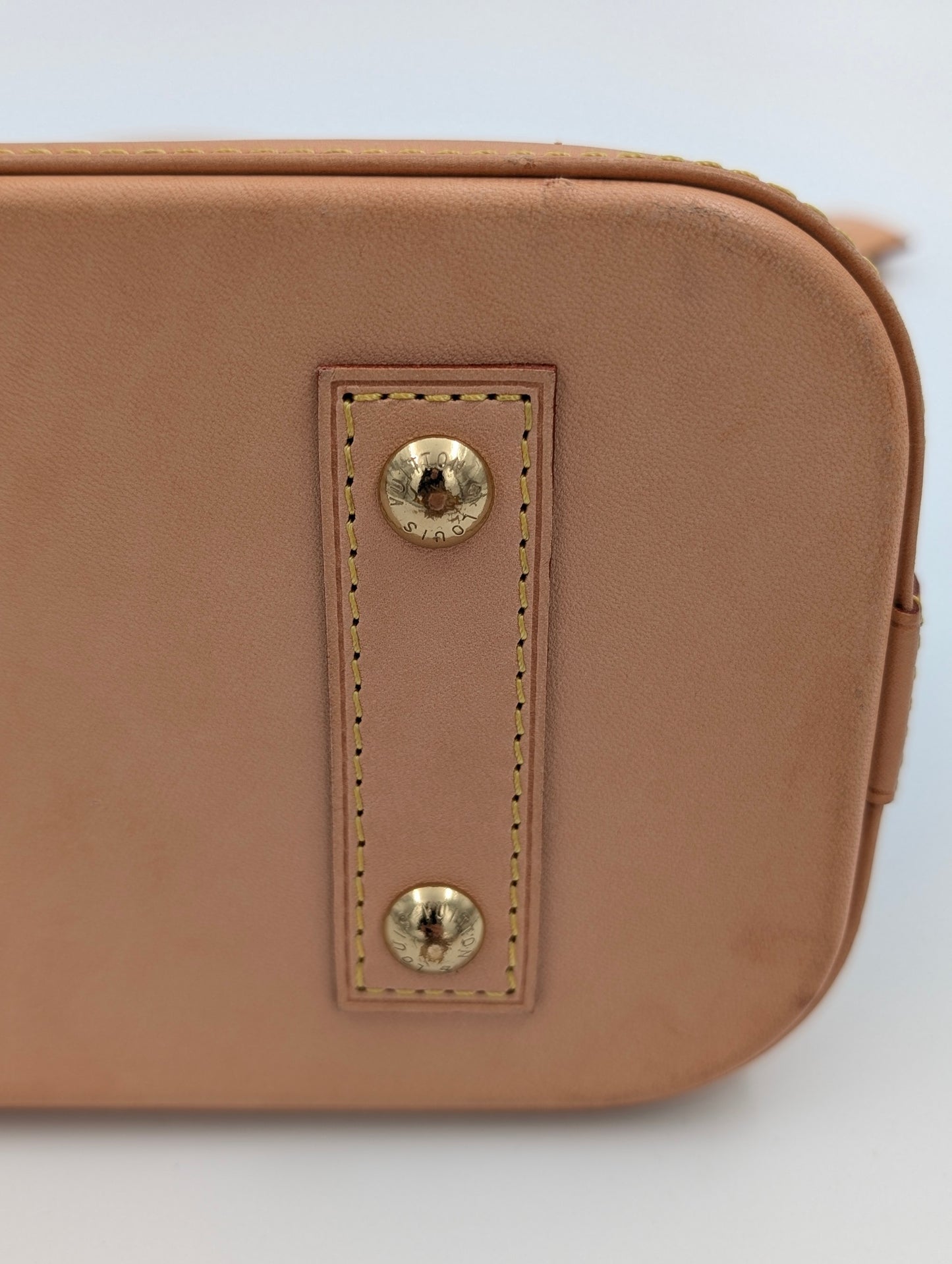 Louis Vuitton Alma BB Monogram
