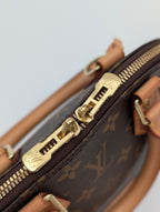 Louis Vuitton Alma BB Monogram