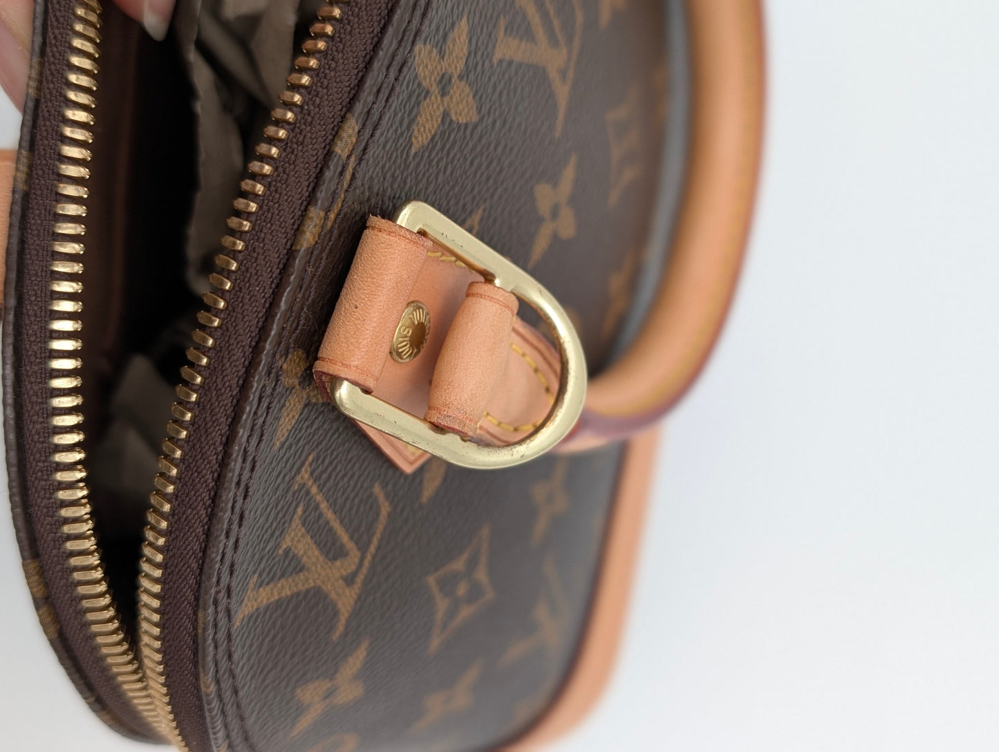 Louis Vuitton Alma BB Monogram