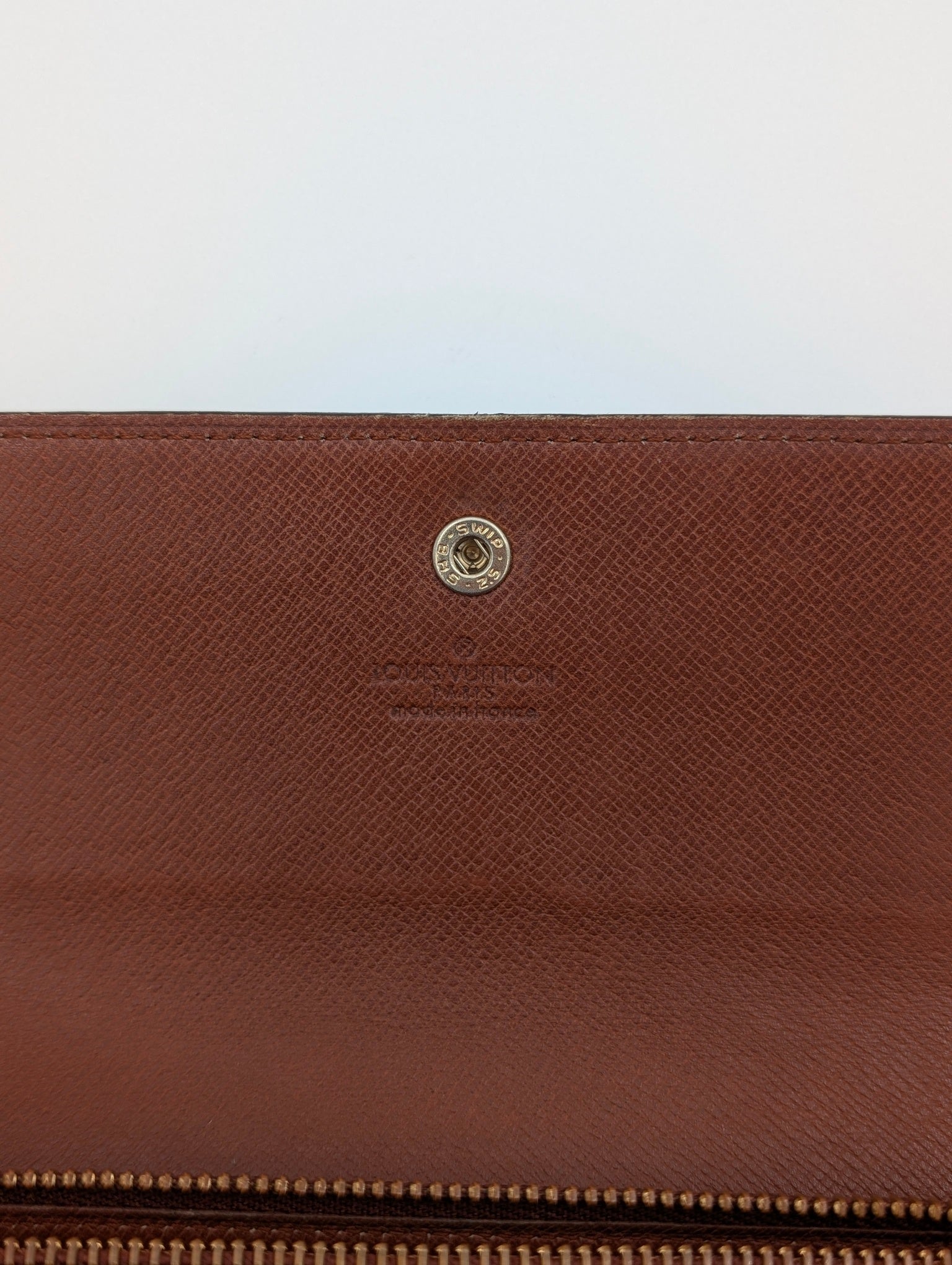 Louis Vuitton Portafoglio lungo bi-fold Monogram