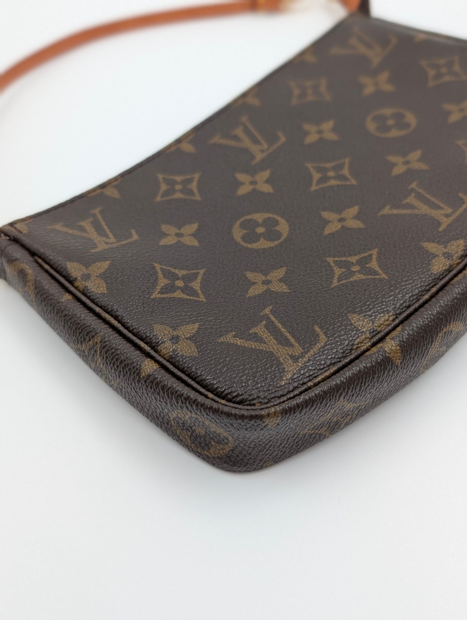 Pochette Accessories doppia tracolla