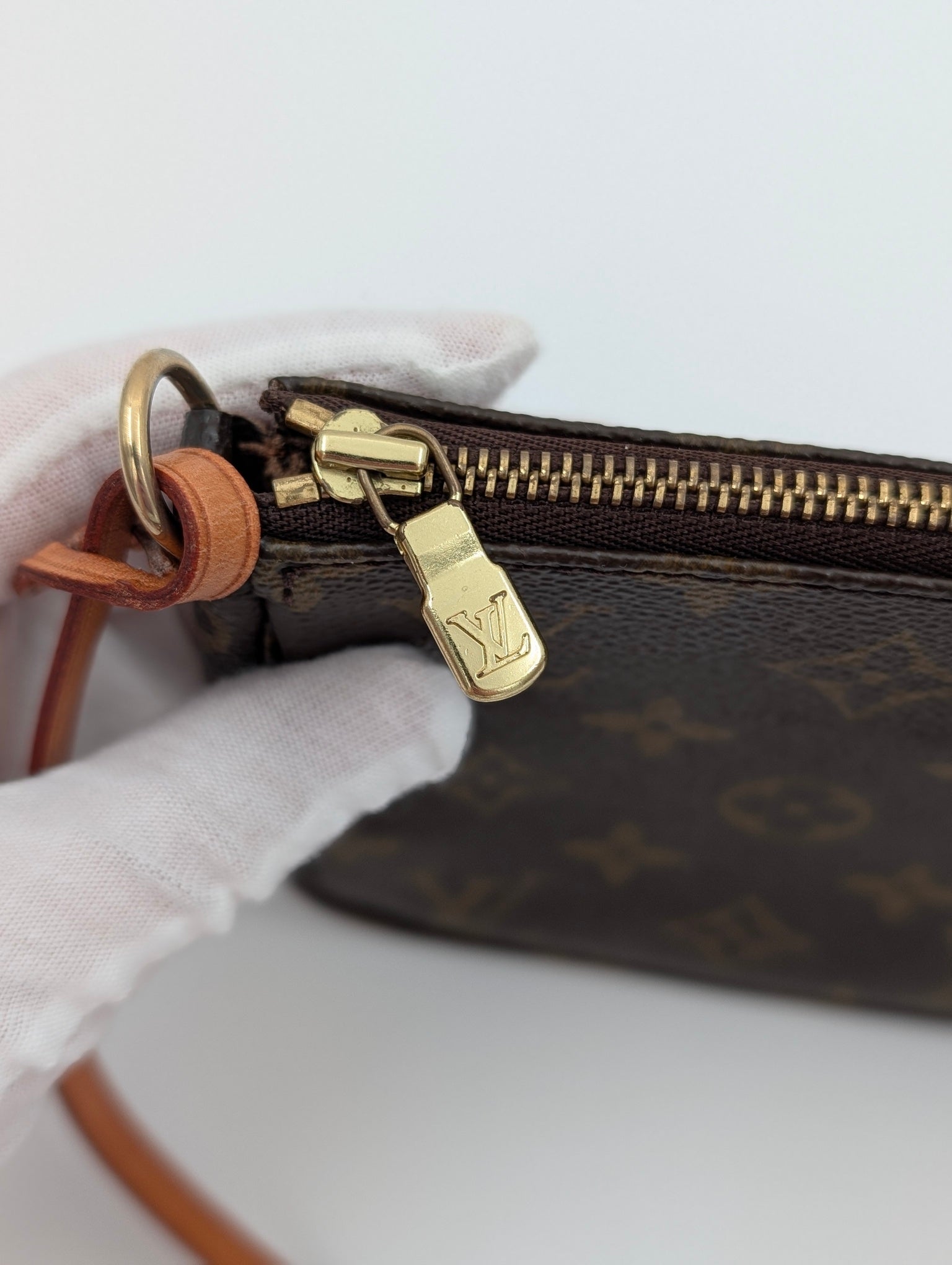 Pochette Accessories doppia tracolla