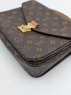 Louis Vuitton Pochette Metis Monogram