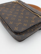 Louis Vuitton Pochette Metis Monogram