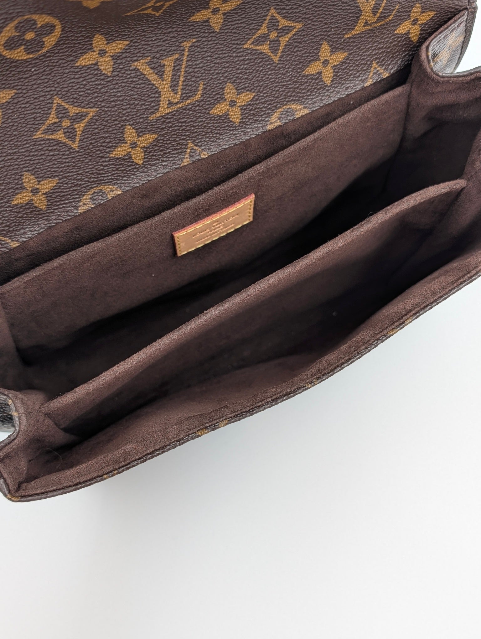 Louis Vuitton Pochette Metis Monogram