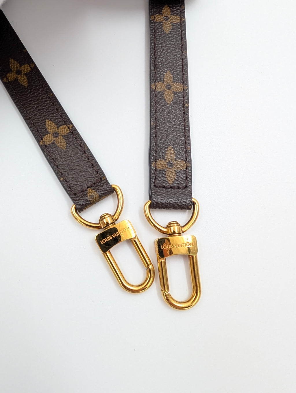 Louis Vuitton Pochette Metis Monogram