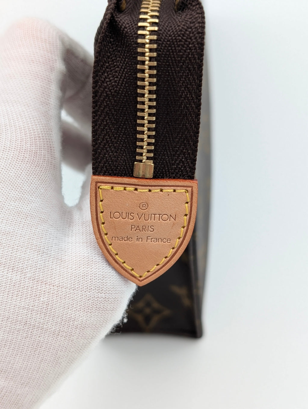 Louis Vuitton Trousse Toilette 26