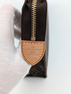 Louis Vuitton Trousse Toilette 26