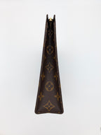 Louis Vuitton Trousse Toilette 26