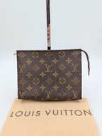 Louis Vuitton Trousse Toilette 19