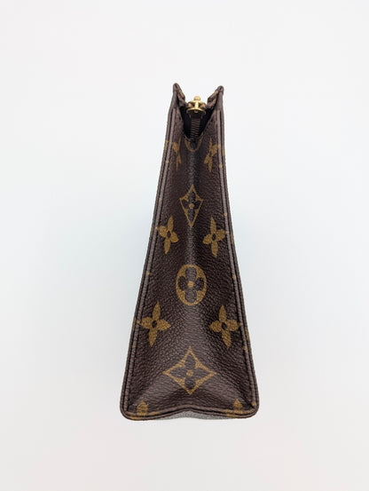 Louis Vuitton Trousse Toilette 19