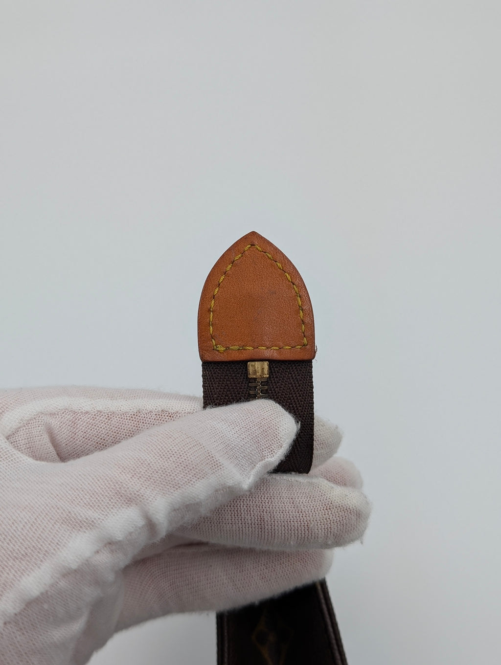 Louis Vuitton Trousse Toilette 19