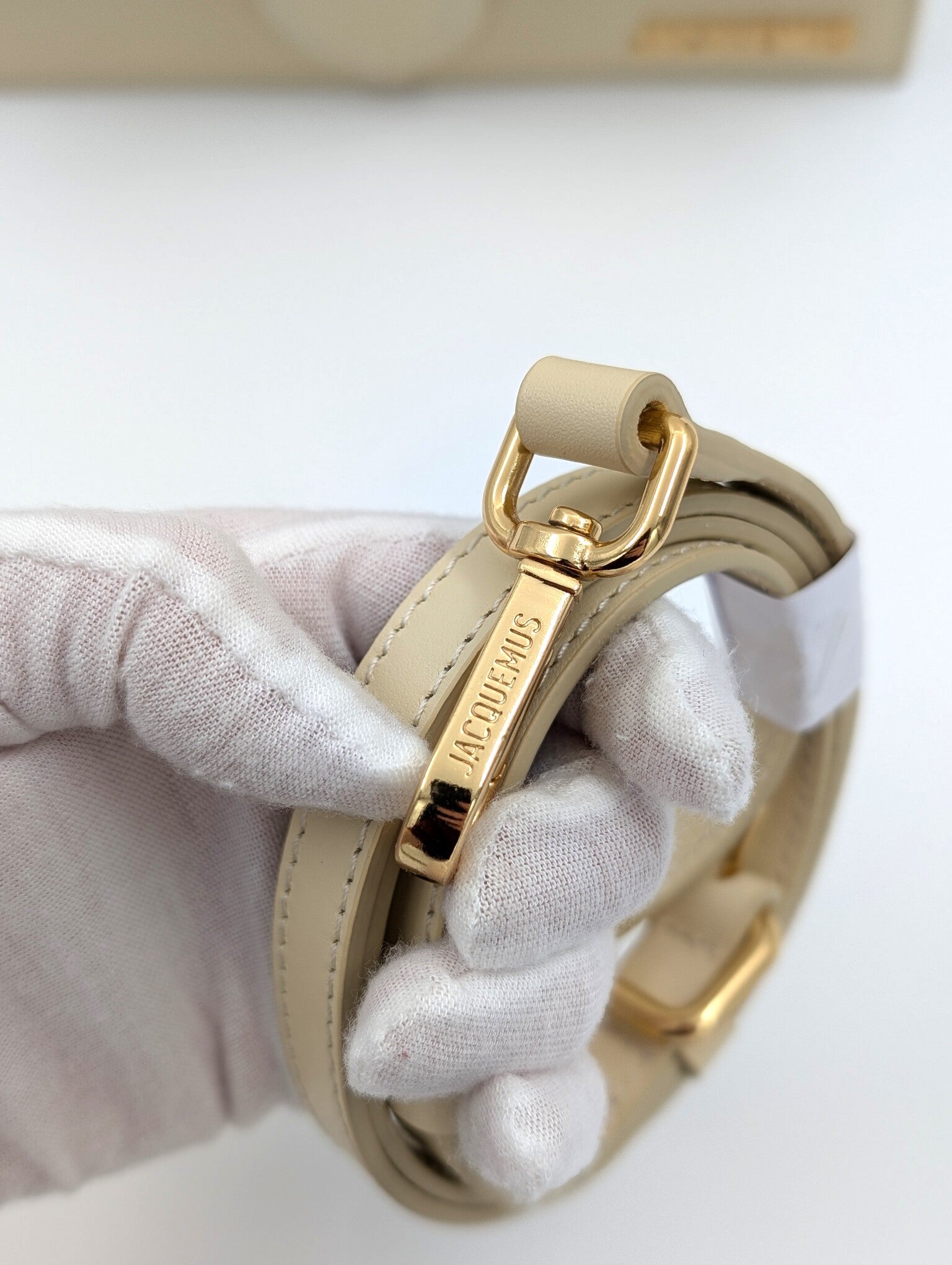 Jacquemus Le Grand Bambino Avorio