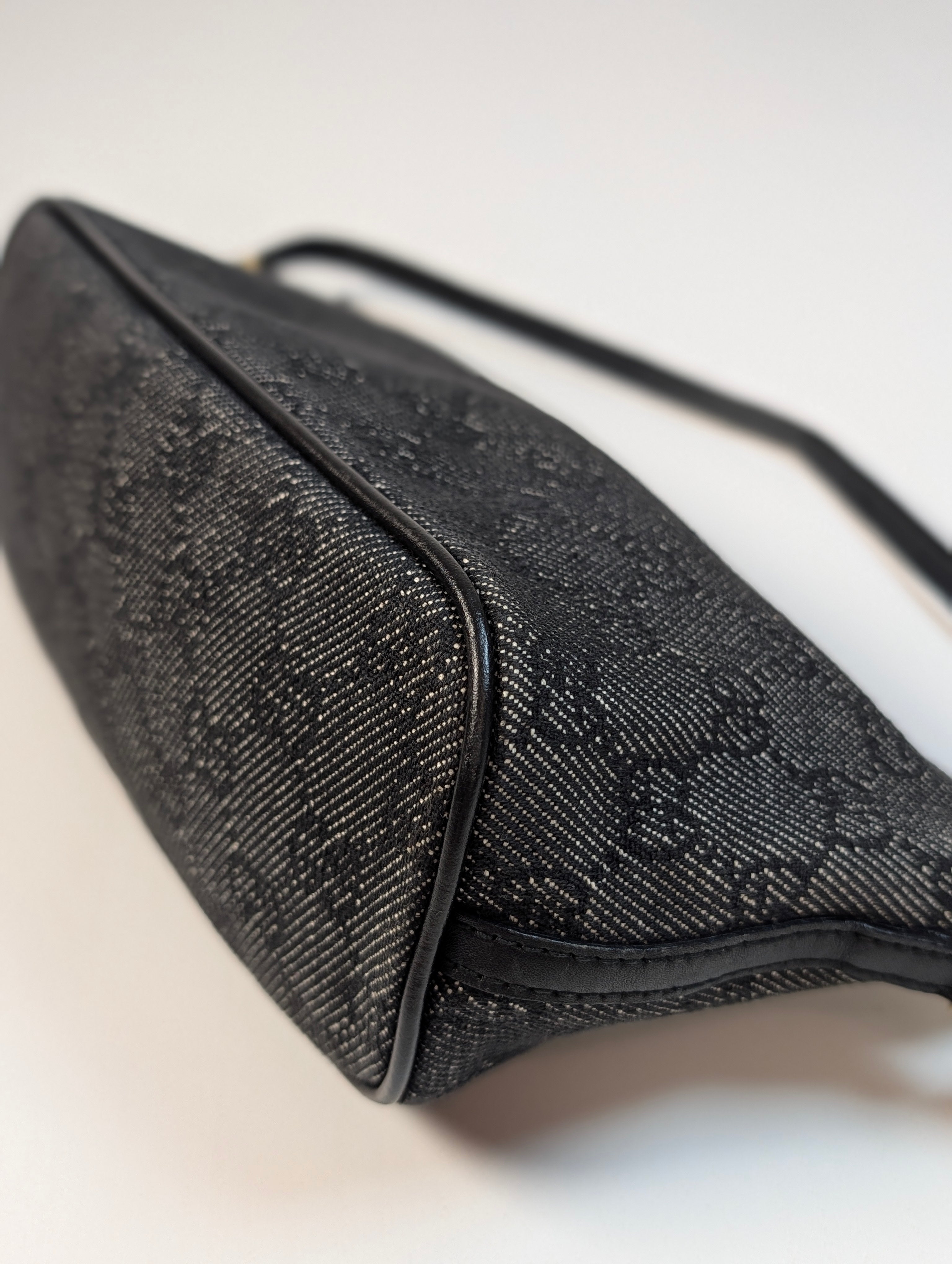 Gucci Boat pochette grigio scuro