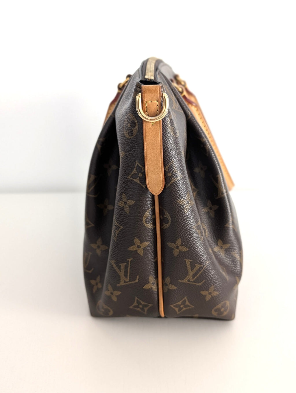 Louis Vuitton Turemme MM Monogram