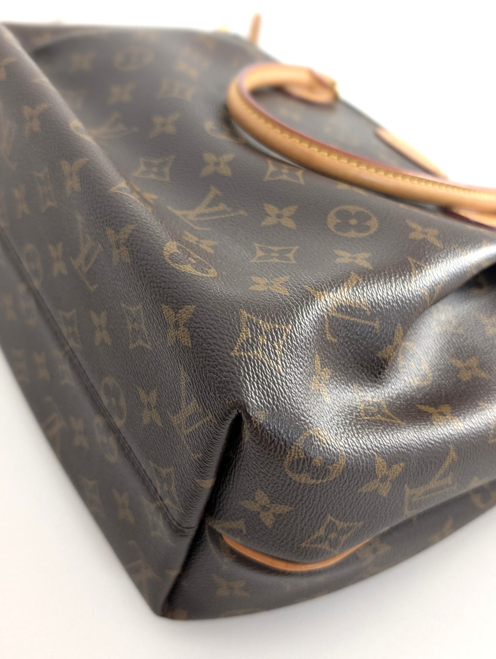 Louis Vuitton Turemme MM Monogram