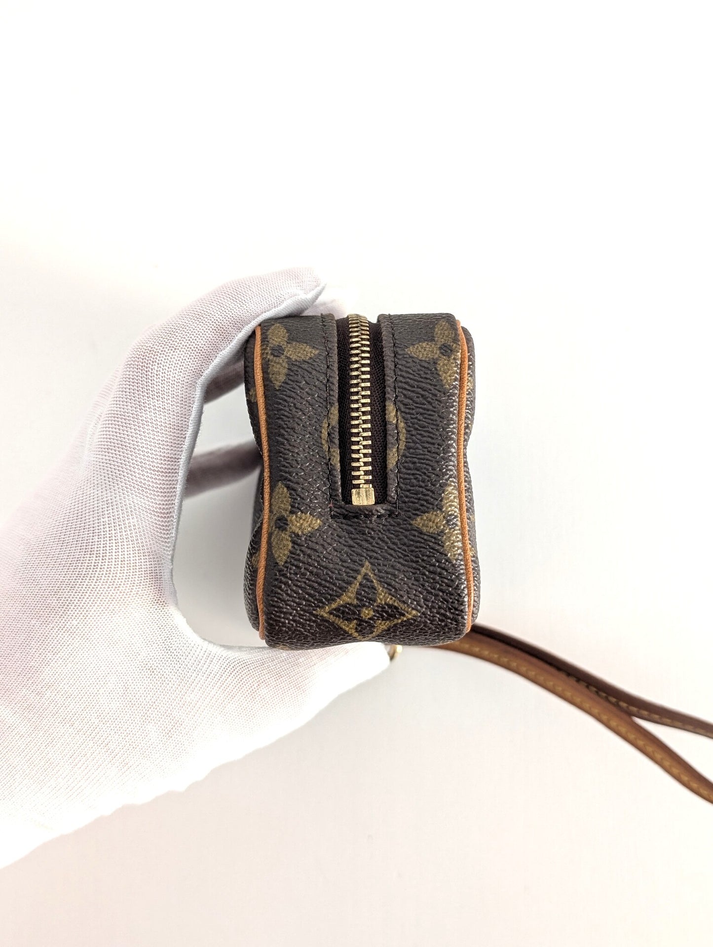 Louis Vuitton Pochette Wapity