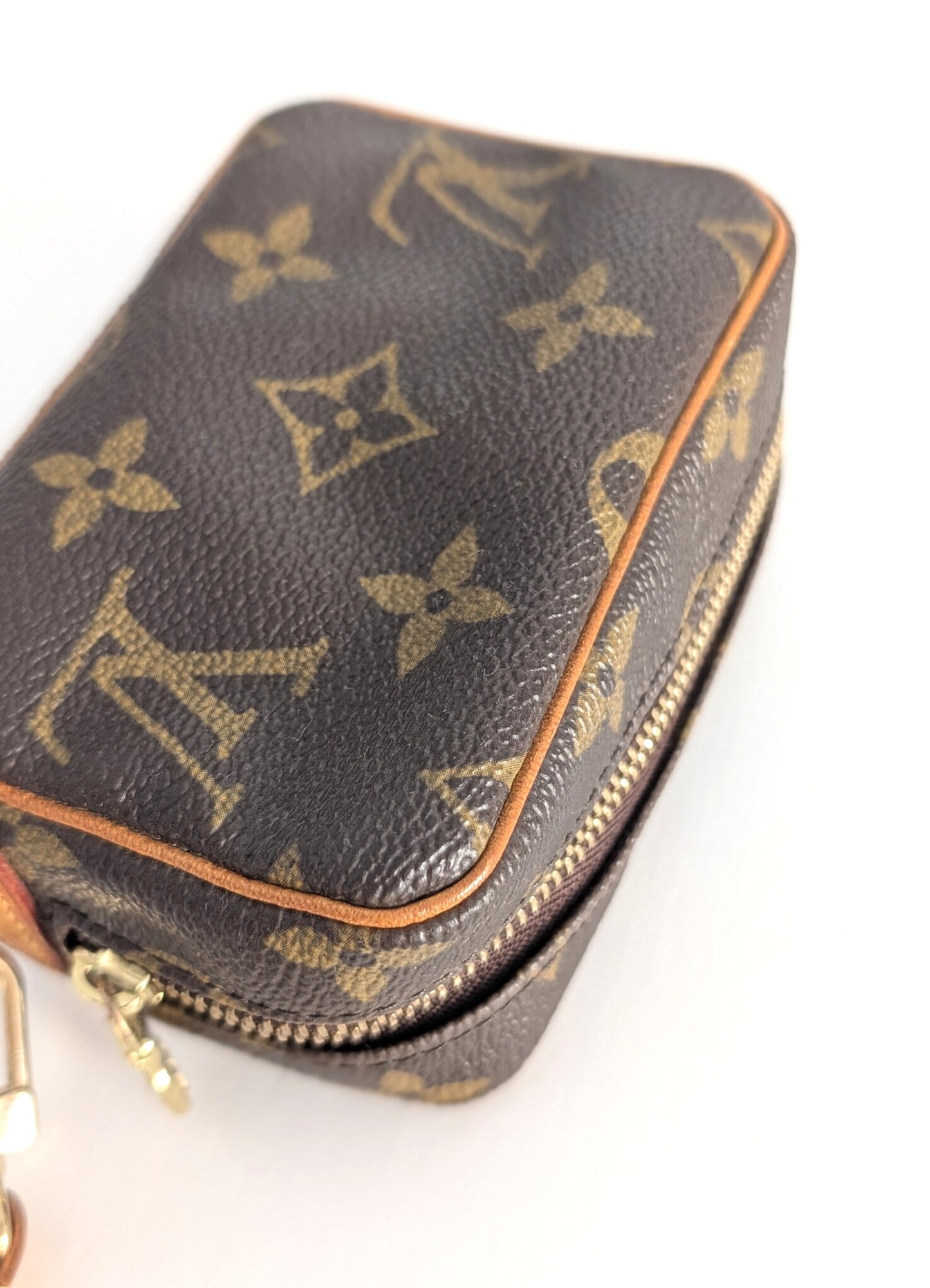 Louis Vuitton Pochette Wapity