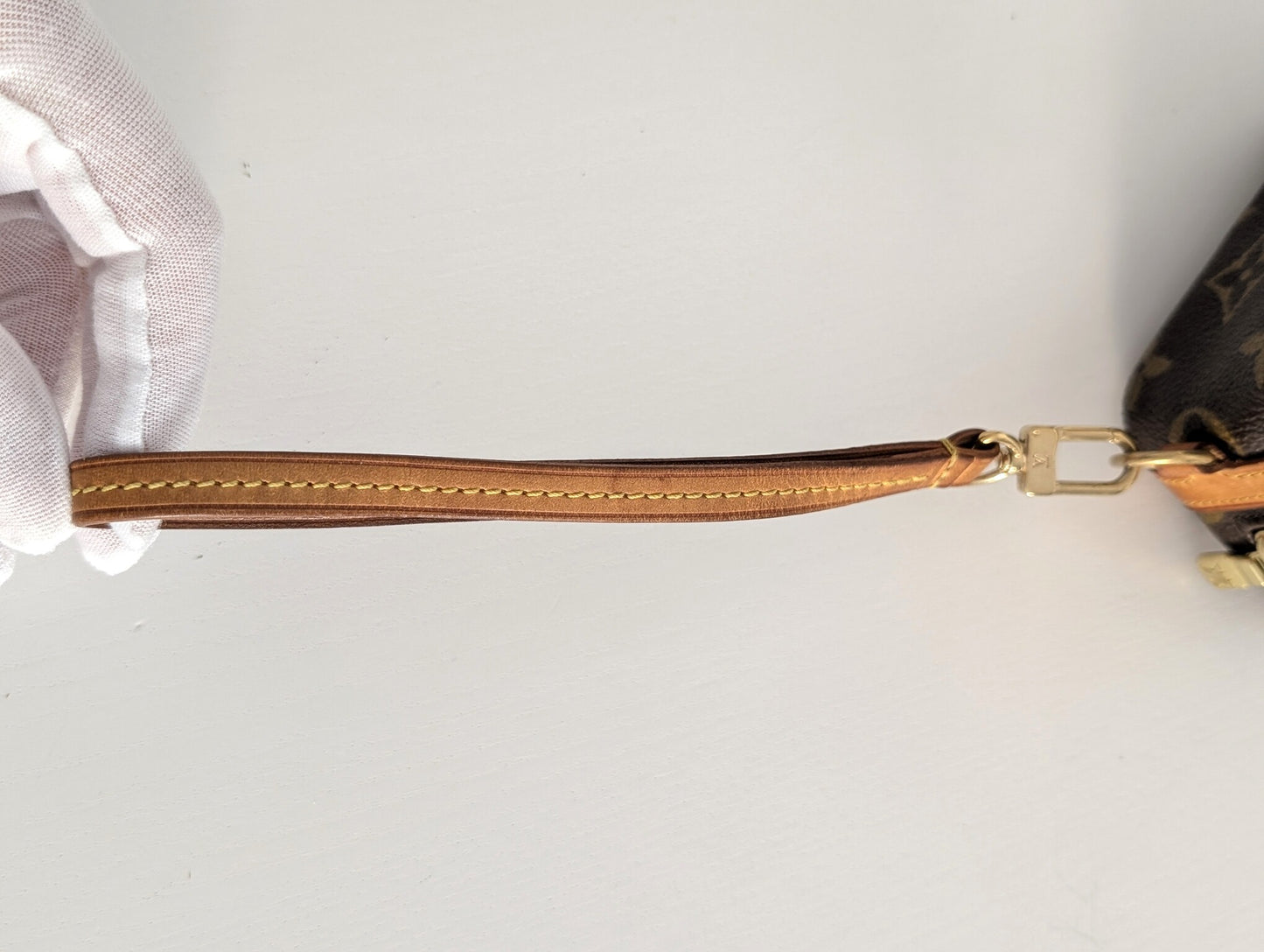 Louis Vuitton Pochette Wapity
