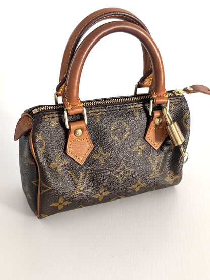 Louis Vuitton nano Speedy Monogram