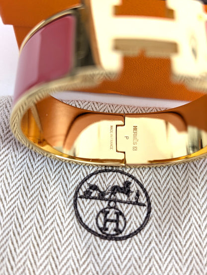 Hermes Clic Clac H bracelet in glacé brown/yellow gold