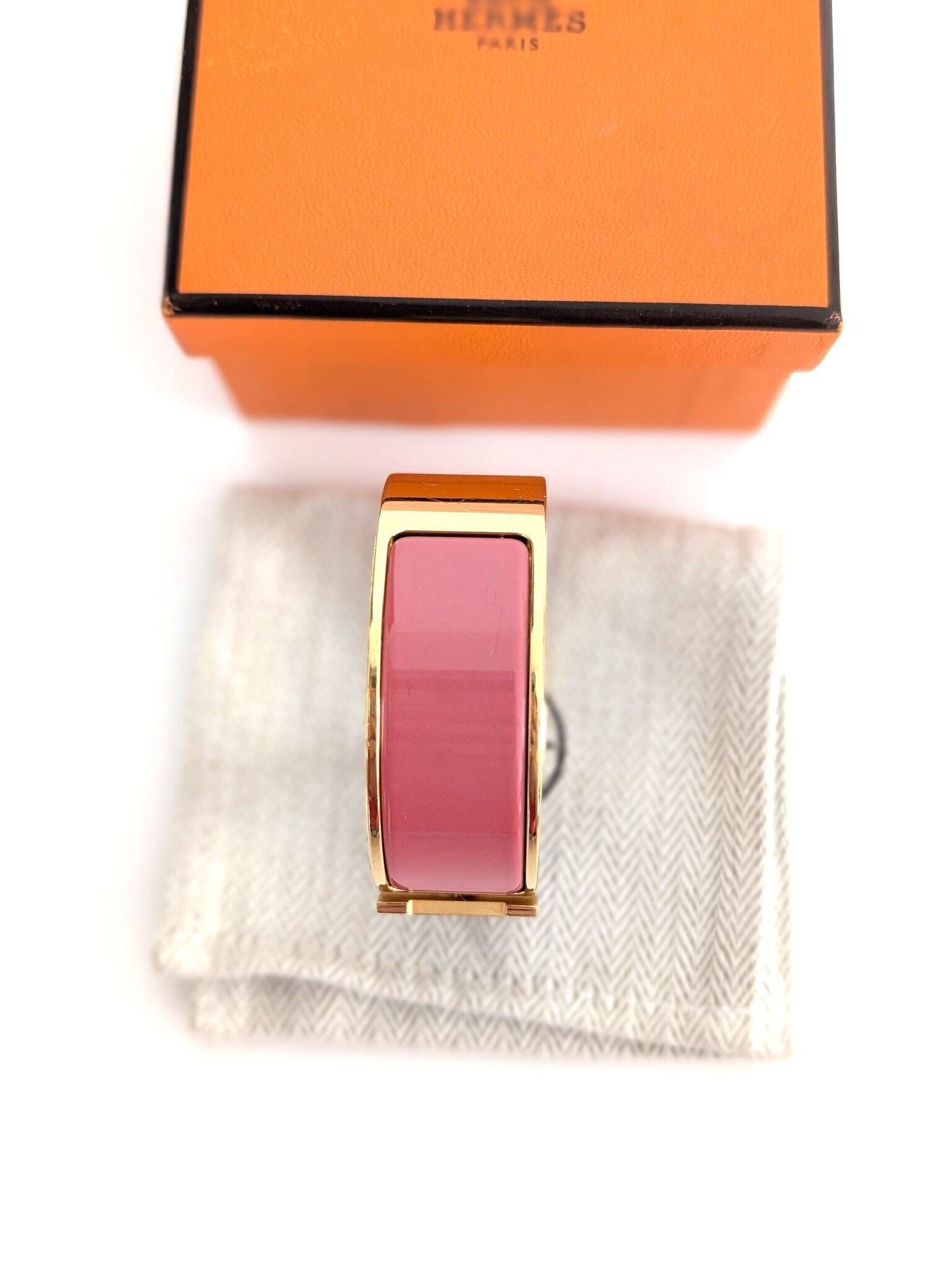 Hermes Clic Clac H bracelet in glacé brown/yellow gold