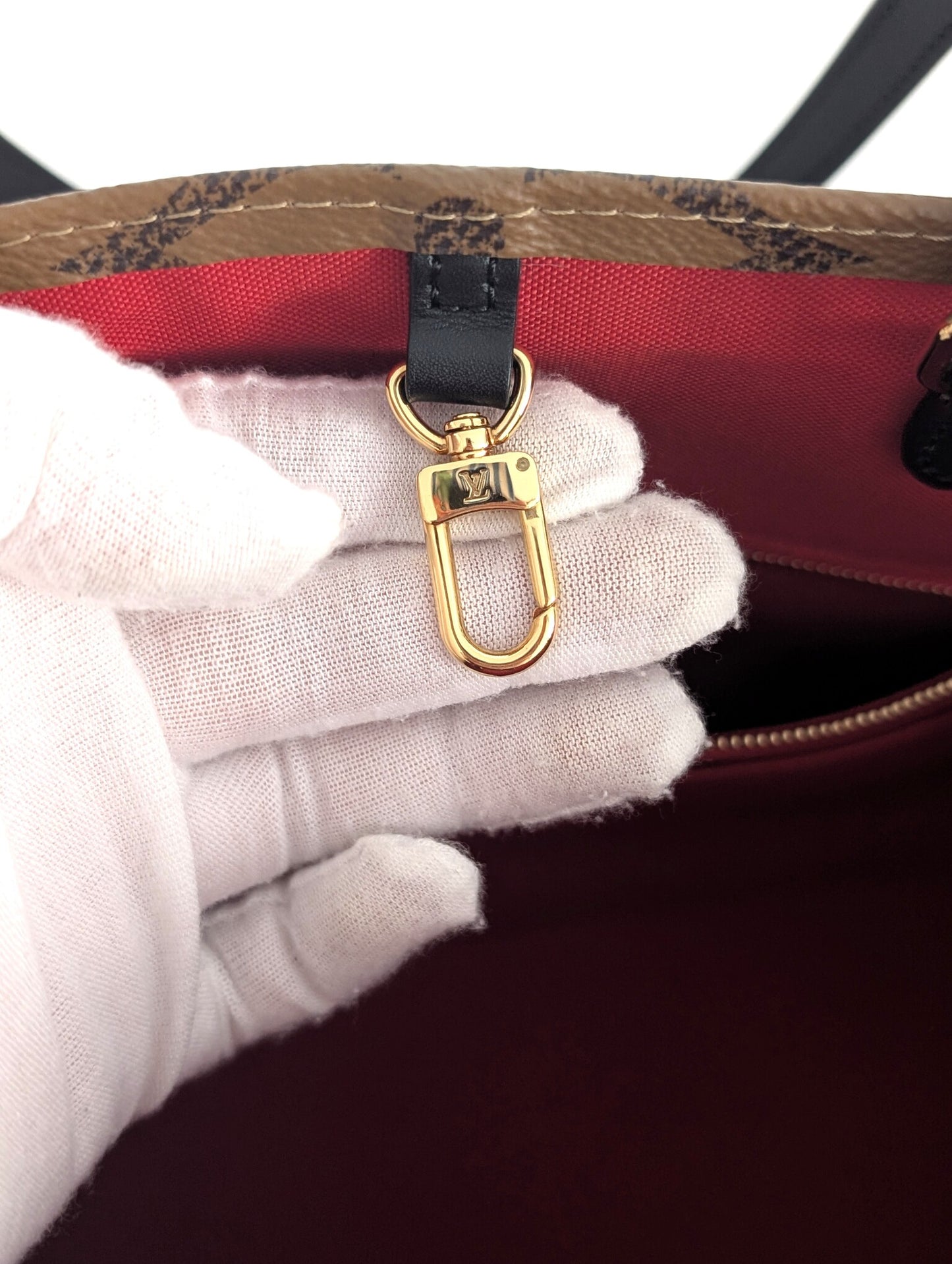Louis Vuitton OnTheGo MM